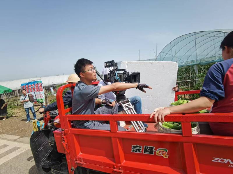 电商爆款背后的推手：绥中县产品视频拍摄公司精准捕捉卖点痛点